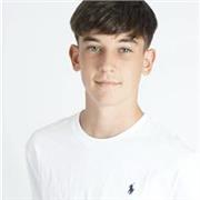 soy oriol un chico de 19 años y actualmente llevo 5 alumnos
